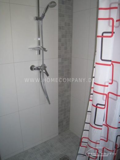 Langenhagen, Wunderschöne 2,5 Zi-Wohnung für 1-2 Personen mit Dachterrasse – 5e2fbfce8d056bd14defee3c3738982120273dcf.jpg