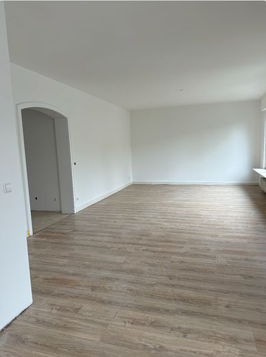 Tasteful 4-room apartment in beautiful Offenbach am Main – Wohnbereich