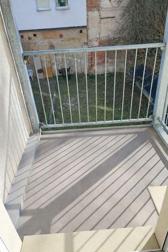 Neu renovierte 2-Zimmerwohnung mit Balkon zu vermieten – Balkon
