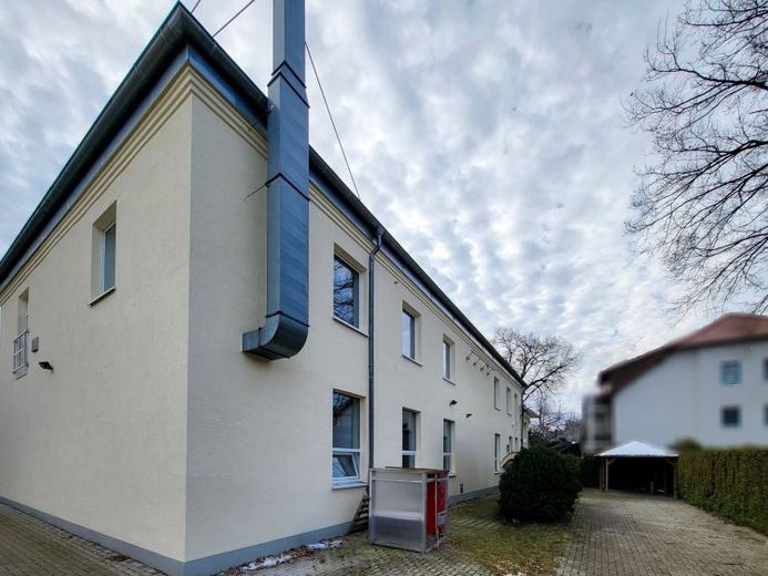 Modernes Gewerbeensemble – Foto 1