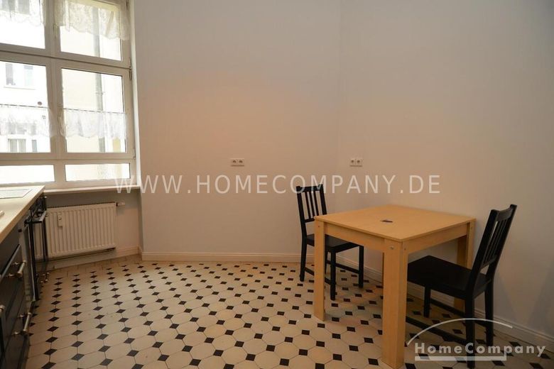 Große 2-Zimmer-Wohnung nähe Olivaer Platz, möbliert – 27732687a98d02203a400047e3574469a039115a.jpg