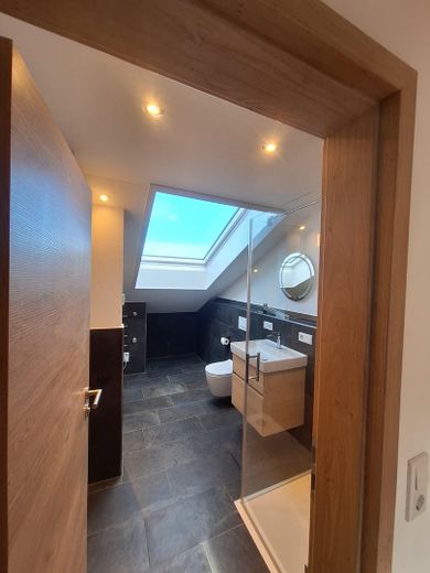 Badezimmer DG