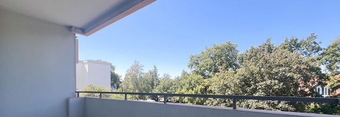 Balkonlu ve asansörlü, taşınmaya hazır 3 odalı daire | Komisyonsuz | Hemen kullanılabilir – Balkon, Aussicht