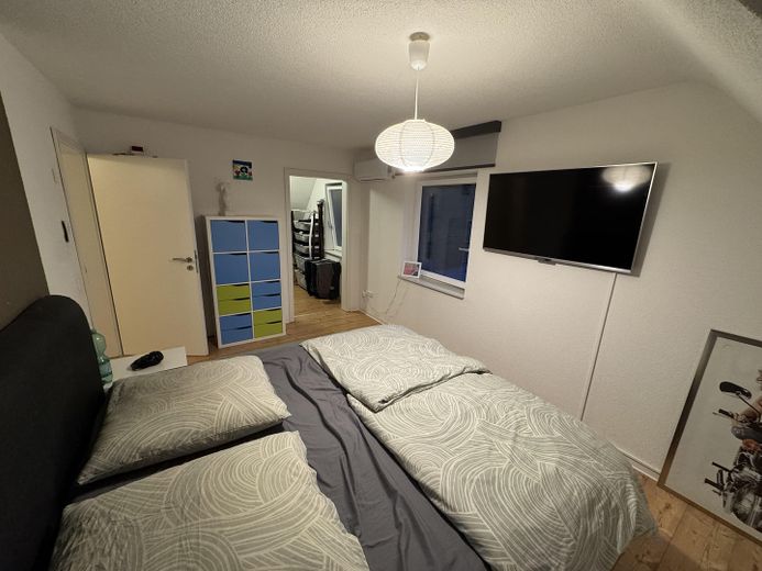 Eltern 1 mit blick auf Ankleid