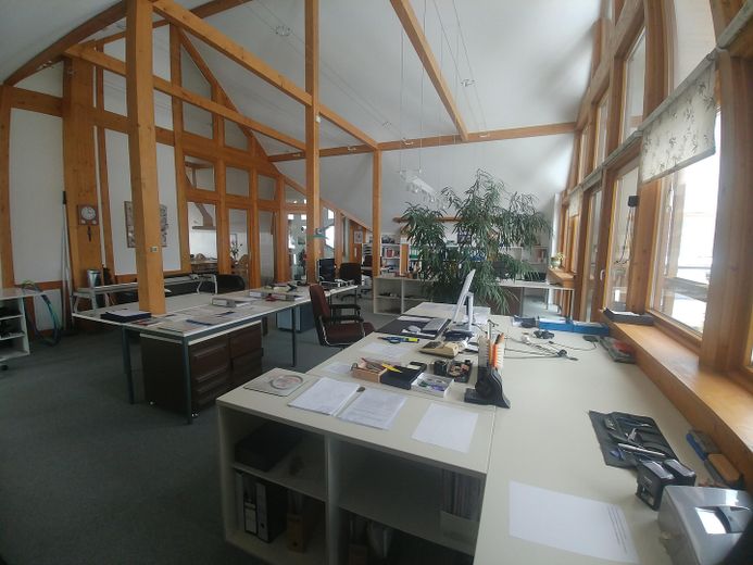 Das besondere Haus, mit sehr großem Grundstück, in einer Region wo andere Urlaub machen – Dachstudio-4