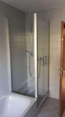 Schöne 3-Zimmer-Wohnung – Ideal als Kapitalanlage oder für die junge Familie – Badezimmer 1
