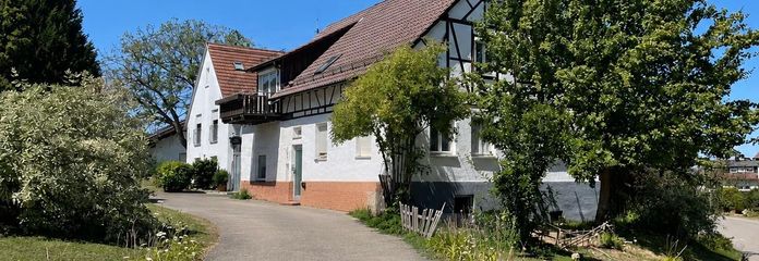 Verkauf des Wohngebäudes Eberdinger Weg 9 in Ditzingen-Heimerdingen – Vorderansicht