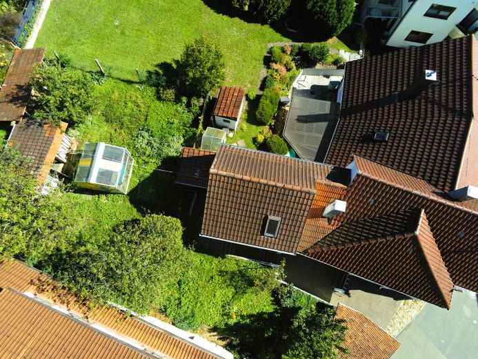 Modernisierte Doppelhaushälfte - ideal für Mehrgenerationen - optionale Werkstatt/Scheune – Luftbild Garten