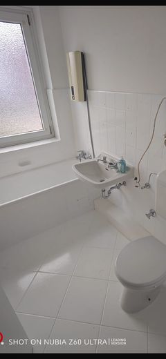 2 Zimmer Wohnung mit Balkon Nähe Uni/Uniklinik Lübeck Sankt Jürgen – Bad