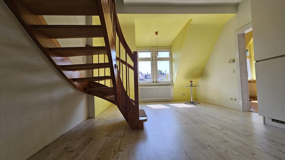 Über den Dächern von Baden-Baden – Charmante Maisonette-Wohnung mit Panoramablick nahe Festspielhaus – Foto 5