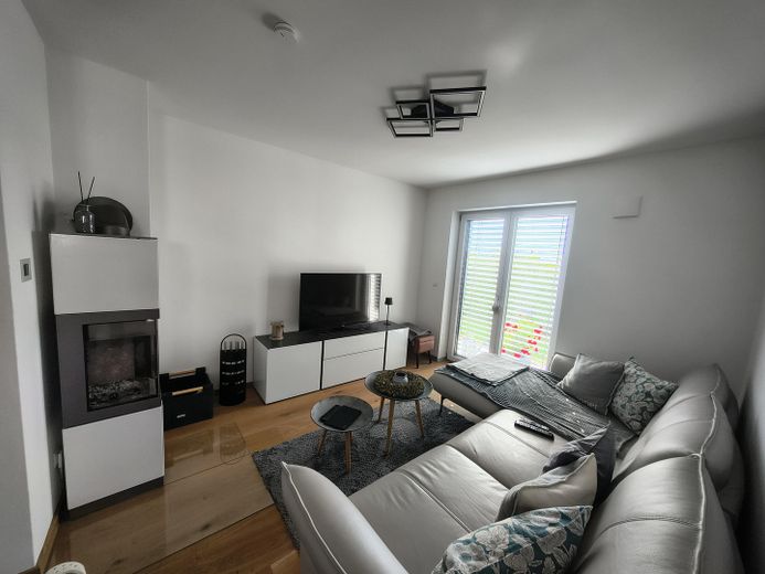 Wohnzimmer mit Kachelofen