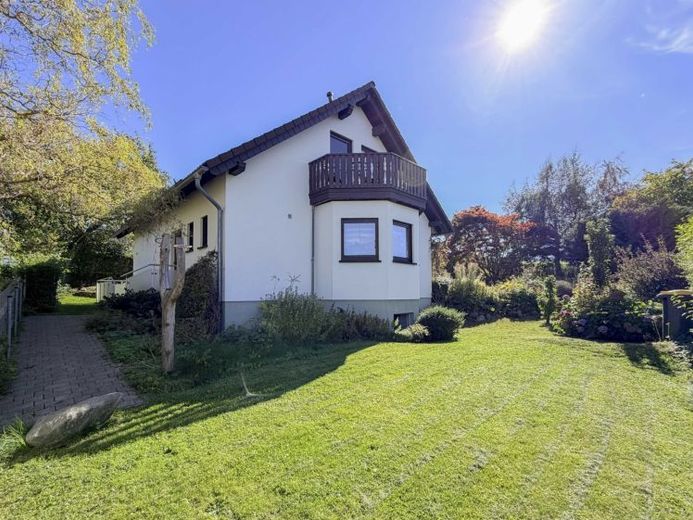 *Charmantes EFH mit Südgarten, Kamin und viel Platz für die Familie!* – Foto 1