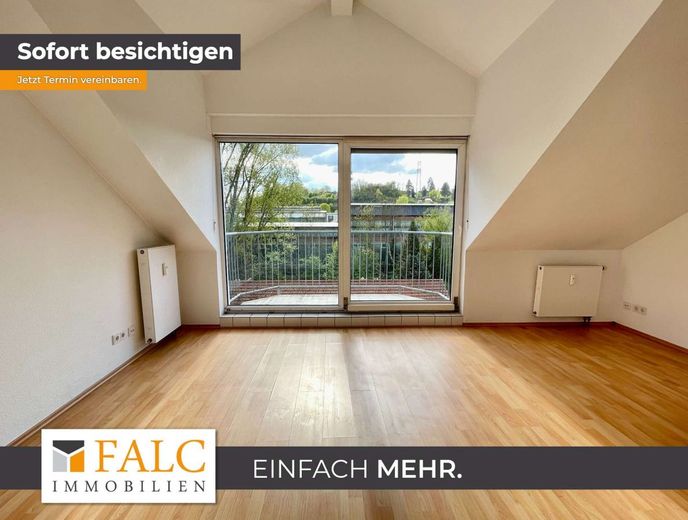 Attraktive 2 Zimmer Wohnung mit Parkplatz und Balkon – Wohnzimmer