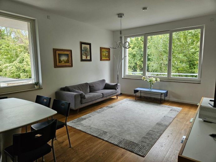 4-Zimmer möblierte Wohnung im Schmargendorf, Gäste WC, Waschraum, Aufzug, Tiefgarage – Wohnzimmer