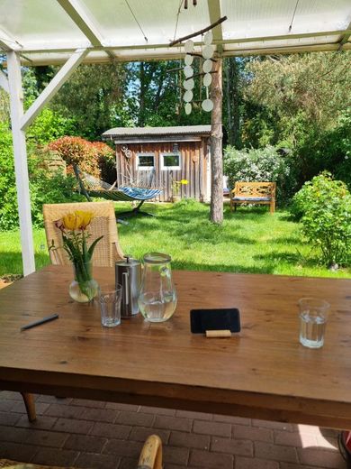 Einfamilienhaus Doppelhaushälfte – Garten