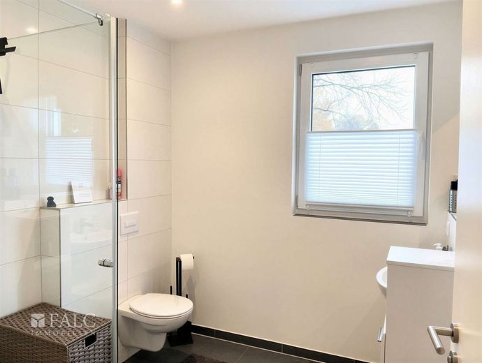 Einziehen &amp; wohlfühlen: Moderne Wohnung mit Balkon und energetischen Bestwerten in Laggenbeck – Badezimmer