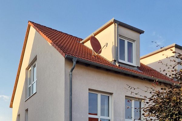 Entra subito, senza costruire: bifamiliare di 5 locali, 140m² di superficie abitabile, 180m² di superficie utile, classe di efficienza A, cantina, giardino, 4 posti auto