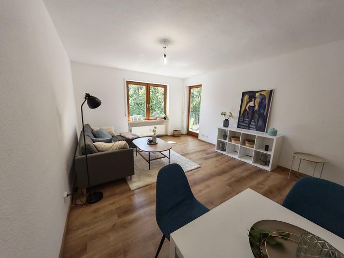 +++Bezugsfreie 2-Zimmer mit EBK, Balkon und Stellplatz+++ – Foto 3