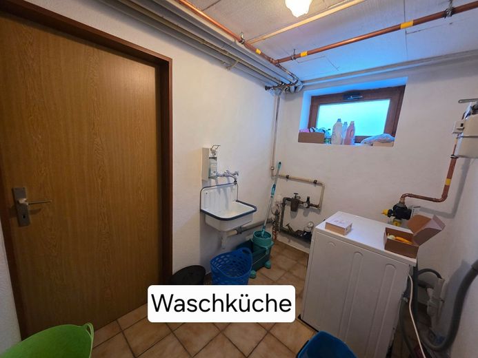 ruhiges 4-Zimmer-Reihenhaus mit Wintergarten, Kachelofen und EBK in Deggendorf – Foto 10