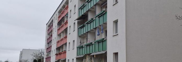 Schöne 4-Raum Wohnung mit Balkon ab September 2026 zu vermieten.