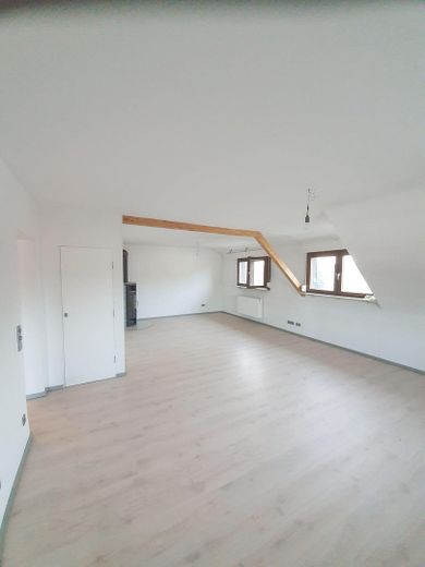 Very attractive 5-room maisonette apartment with fitted kitchen in Heidelberg – Photo 1