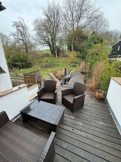 3-Zi. mit Laminat, Küchenofen, Terrasse, Kachelofen und offener Küche in zentraler Lage! – PHOTO-2026-04-14-16-14-41_8