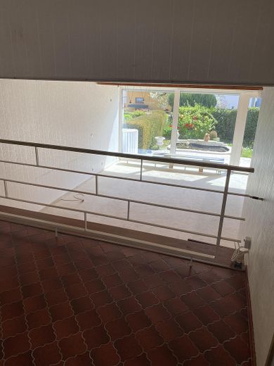 Casa a schiera di testa in posizione residenziale tranquilla a Untereisesheim – Blick Esszimmer ins Wohnzimmer
