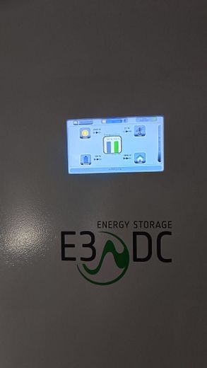 Provisionsfreies Einfamilienhaus (Baujahr 2024) mit PV-Anlage – Option auf 1,87% Kreditübernahme – Energiespeichersystem