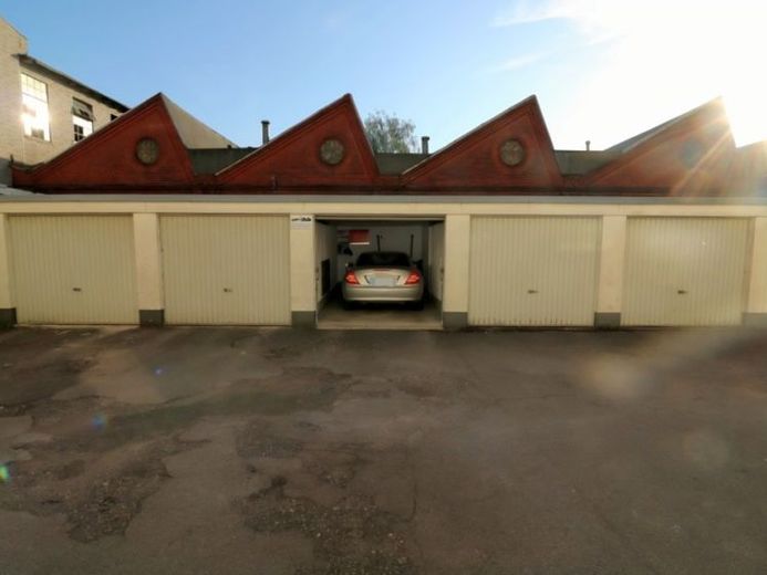 Das perfekte Zuhause für Singles & Paare – mit Garage, Küche und Keller – Foto 1