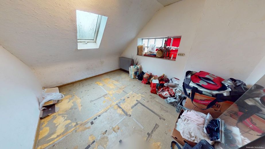 Handwerkerhaus im Herzen von Püttlingen – Zimmer II DG