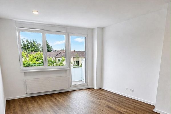 Frisch saniert: 1-Zi-Apartment mit Südbalkon & neuer EBK in Konstanz-Königsbau