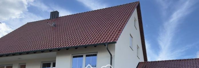 „Ländliche Idylle trifft Wohnqualität – vielseitiges Mehrfamilienhaus mit Potential“
