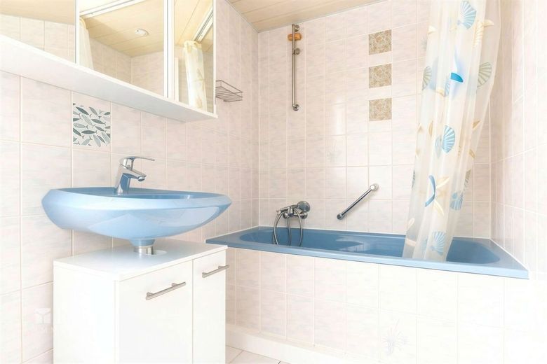 Günstiger Einstieg für fleißige Handwerker! – Badezimmer