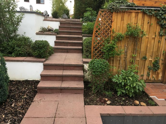 Von Privat: Großes Einfamilienhaus mit Wellnessbereich zu verkaufen! – Foto 22