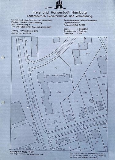 Großzügige 4-Zi.-Whg. (2 2/2 Zi.) mit Balkon/Südlage ; auf großem Grundstück ; provisionsfrei – Liegenschaftskarte 3680