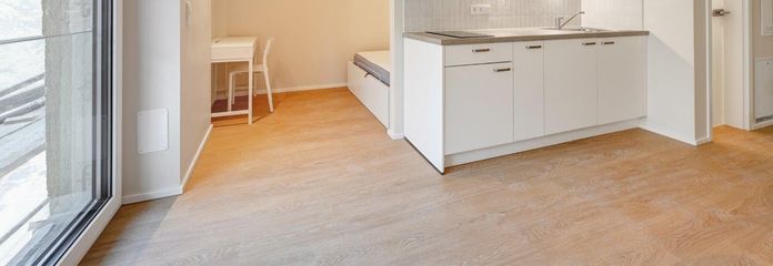 Leonovum - Apartments - Rotkreuzplatz (München-Neuhausen) – Küche Blick auf Schlafnische