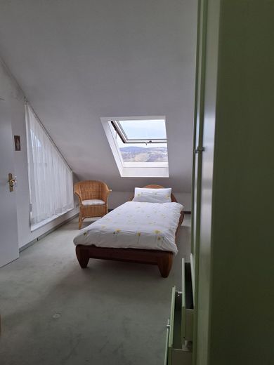 Schlafzimmer DG Ost