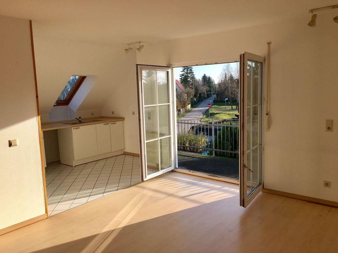 Casa unifamiliar con vivienda independiente - Inversión de capital - VENTA PRIVADA – DG WZ, Küche, Balkon