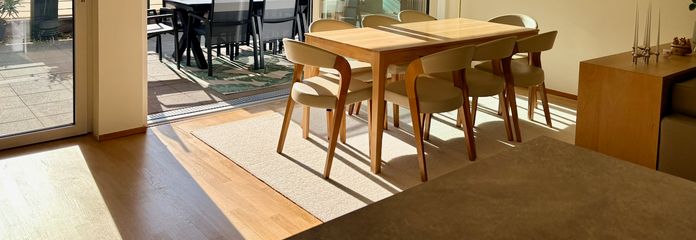 Großzügige 4-Zimmer-Wohnung mit sonniger Terrasse in bester Lage von Ingelheim – Essbereich mit Zugang Terrasse