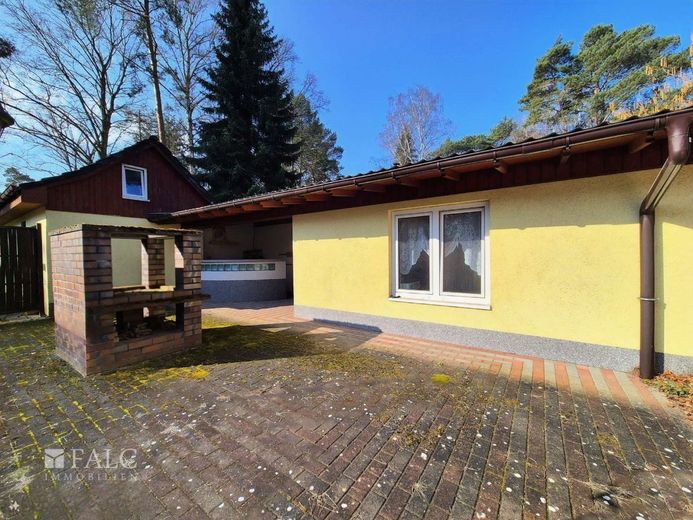 **Ein Ort zum Verlieben**FALC IMMOBILIEN – Nebengelass