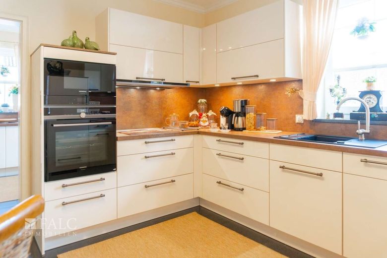 Exklusive Villa in Selfkant-Tüddern! – Küche