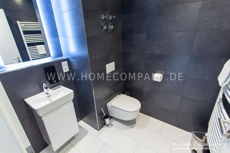 274762 HomeCompany Dresden Möbliert/Furnished Exklusives 2-Zimmer Apartment in Dresden-Altstadt Nähe Frauenkirche max. 4 Personen! – 170492d76d66888ddecbd2fab1fa7f5c53c6980c.jpg