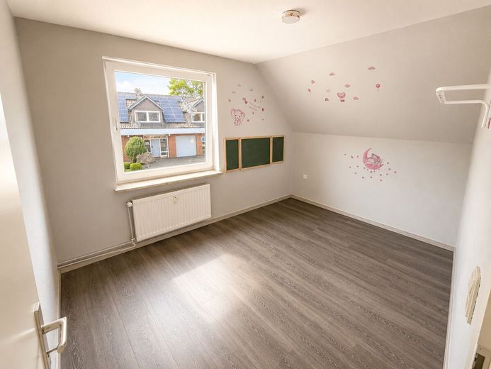 Mehrfamilienhaus mit 11 Wohnungen in guter Lage von Alfstedt - TOP Investment – Wohnung 1 -  Kinderzimmer