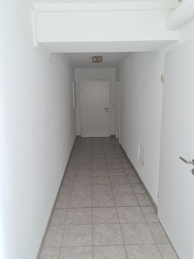 Sehr schön geschnittene 3,5-Zimmer-Erdgeschosswohnung in Sinntal. – Foto 1