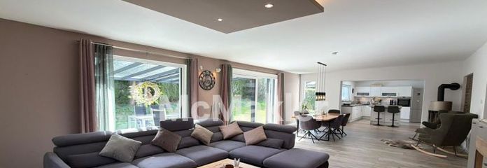 Premiumleben & Privatsphäre auf einer Ebene bei Augsburg: 4-Zi. EFH mit Süd-Garten, Pergola, Garage