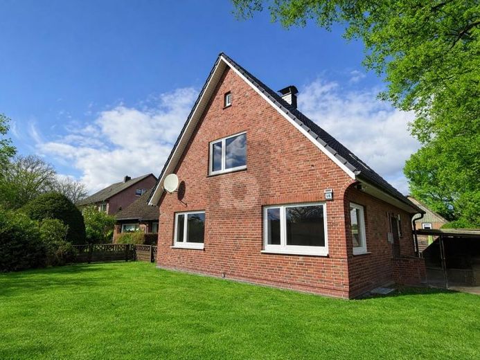 IHR NEUES ZUHAUSE MIT GARTENIDYLLE – Foto 1