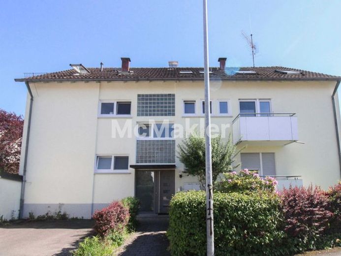 Sofort verfügbar: Helle 3-Zimmer-Dachgeschosswohnung in ruhiger, begehrter Wohnlage – Foto 1