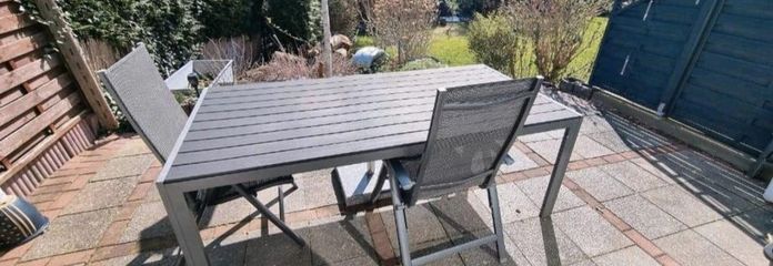 *Reserviert* Charmante Doppelhaushälfte in attraktiver Wohnlage – Blick in den Garten 
