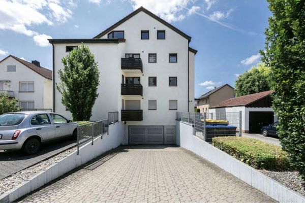 Affascinante appartamento al piano terra con 2 locali e giardino privato - parzialmente ristrutturato!