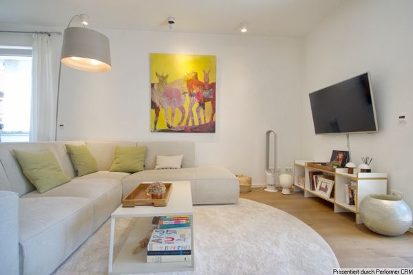 Muy bonito y lujoso apartamento de 3 habitaciones con amplia terraza y plaza de aparcamiento en el barrio de Kaiserswerth, en una ubicación residencial de primer nivel